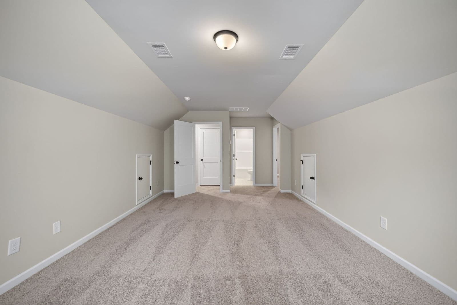Upstairs bonus room