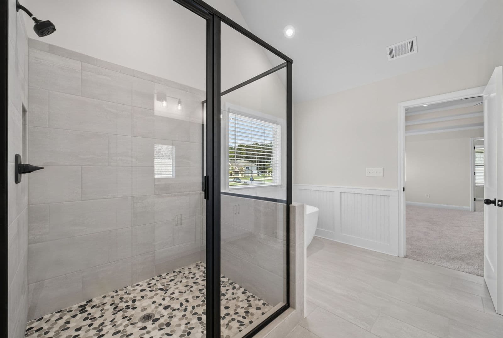 Primary shower