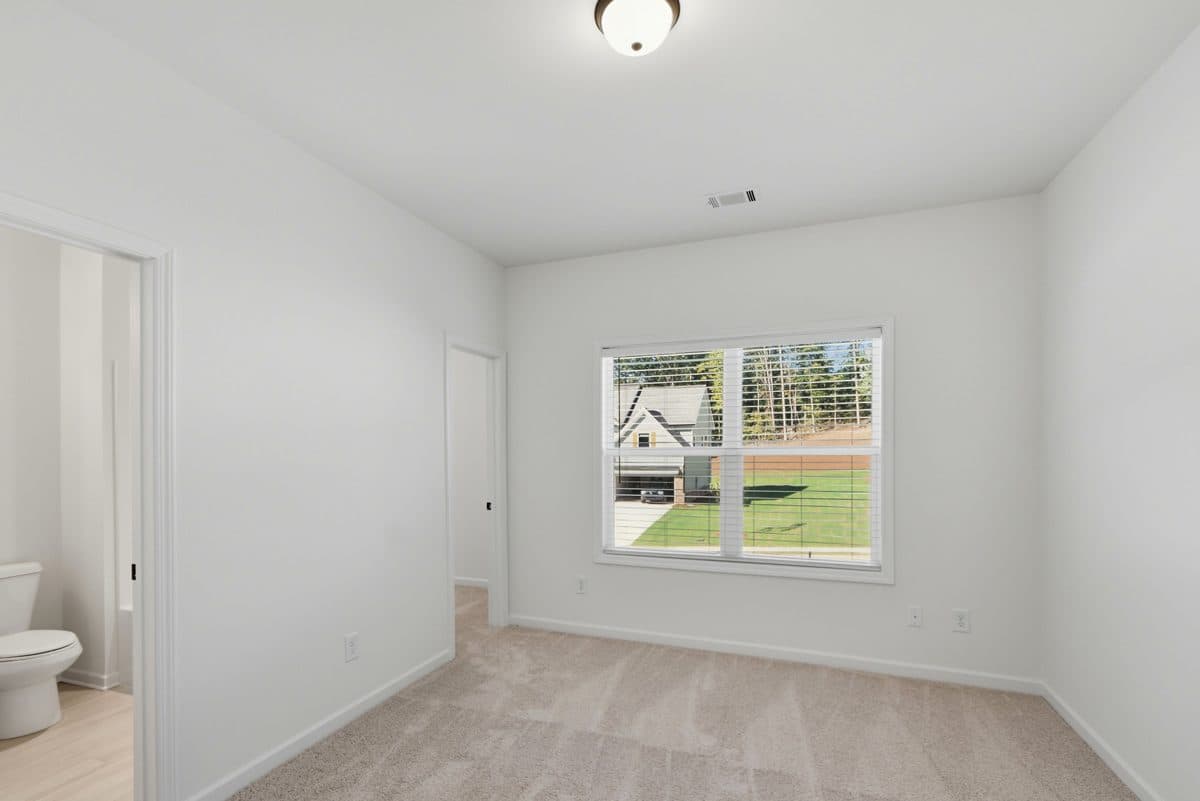 Secondary bedroom