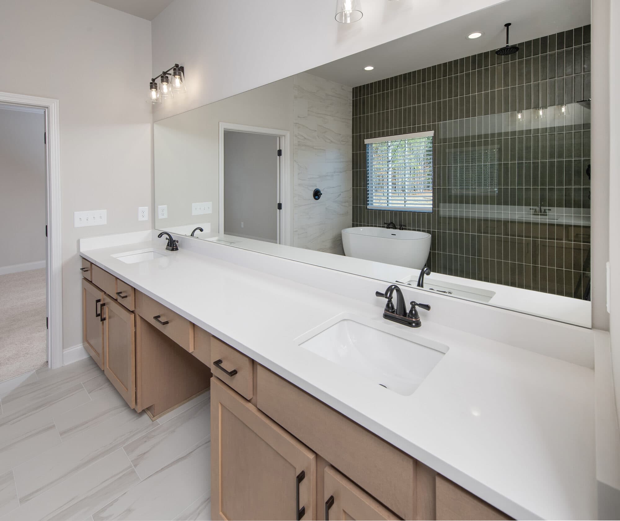 Primary bath