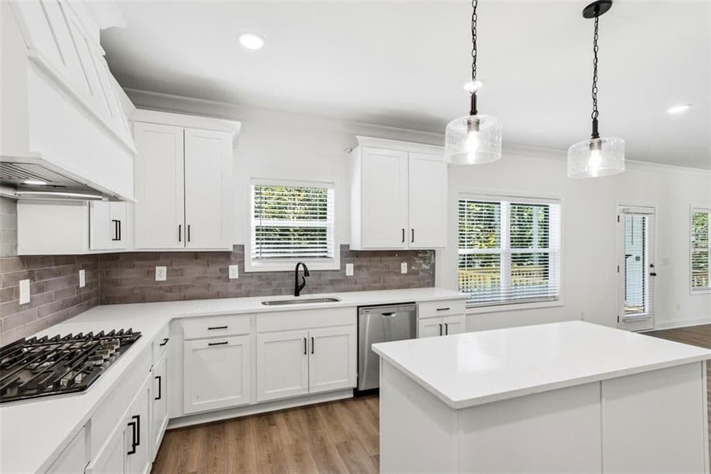 8275 Crooked Creek Drive — photo 17