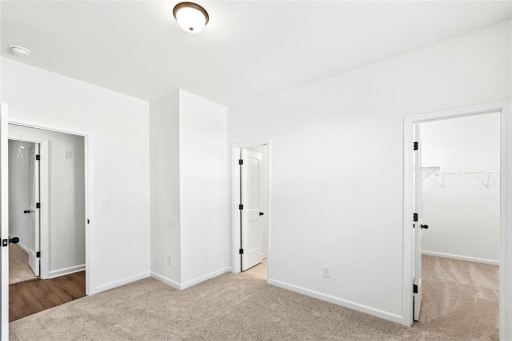 8275 Crooked Creek Drive — photo 41
