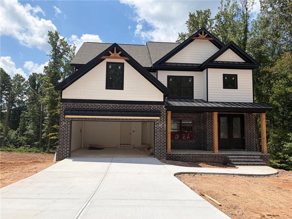 8275 Crooked Creek Drive — photo 2