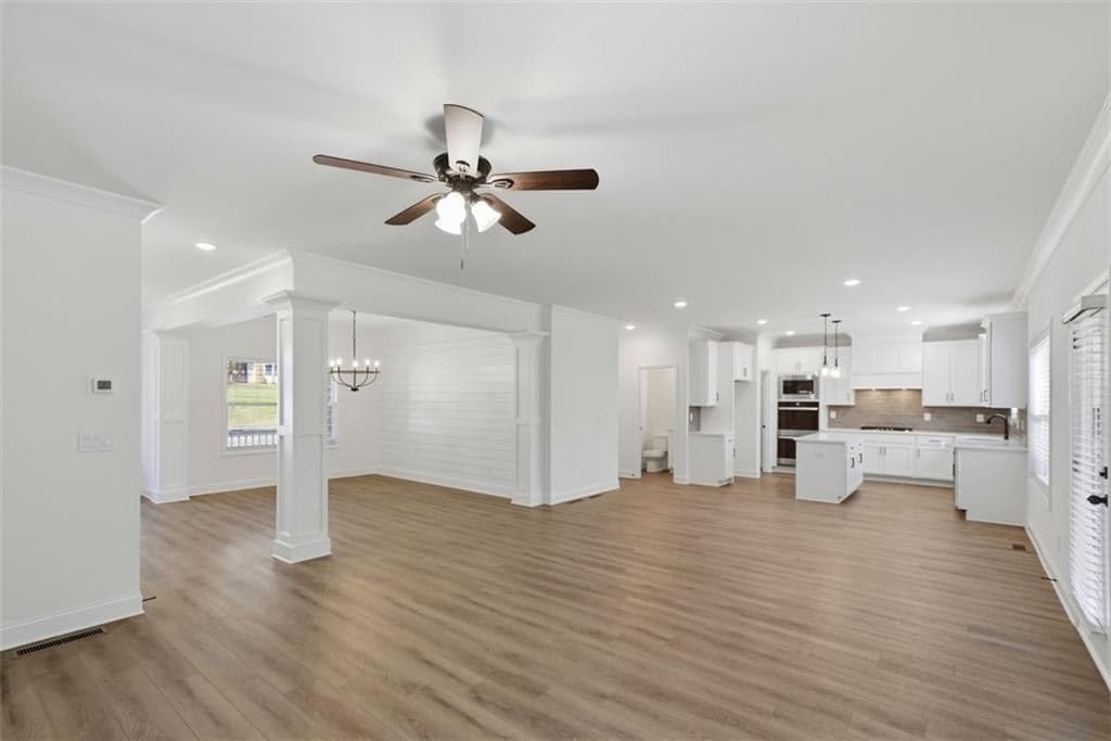 8275 Crooked Creek Drive — photo 22