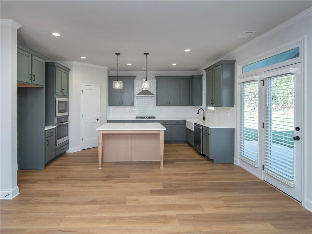 904 Bessie Court — photo 6