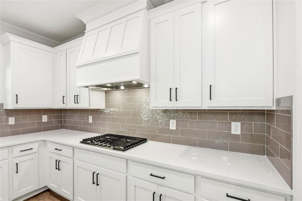 8250 Crooked Creek Drive — photo 18