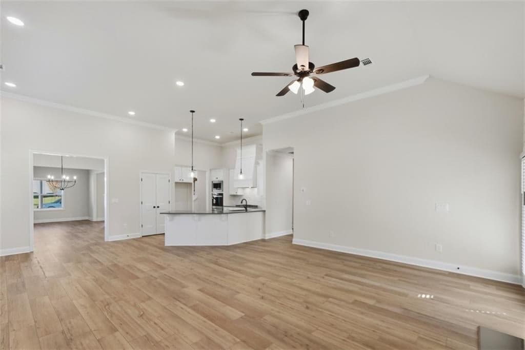 8255 Crooked Creek Drive — photo 21