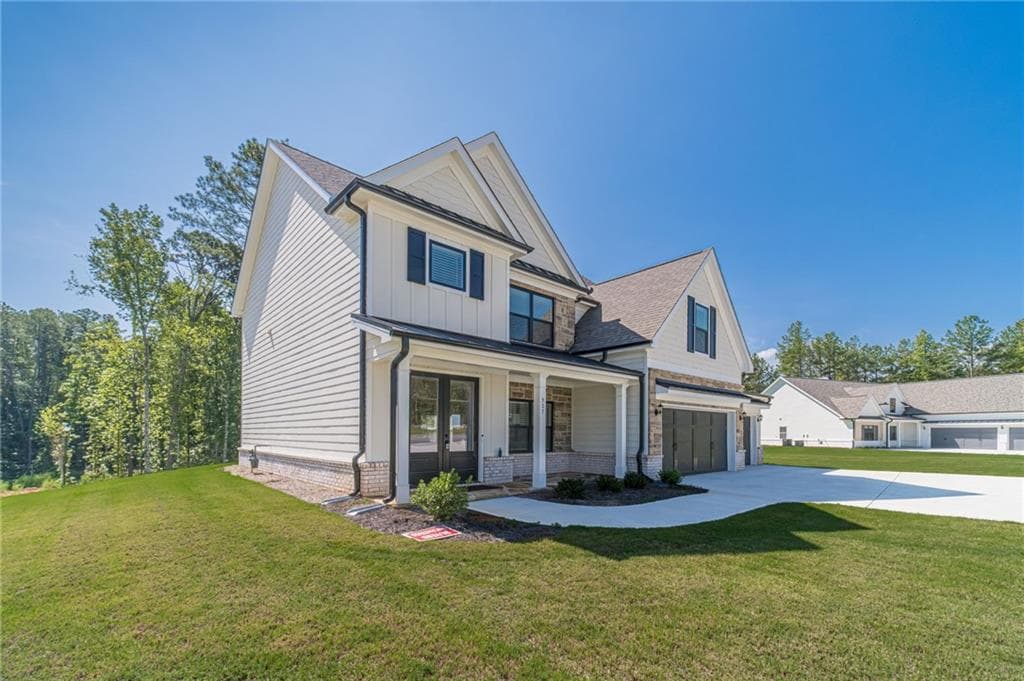 907 Bessie Court, Loganville, GA 30052