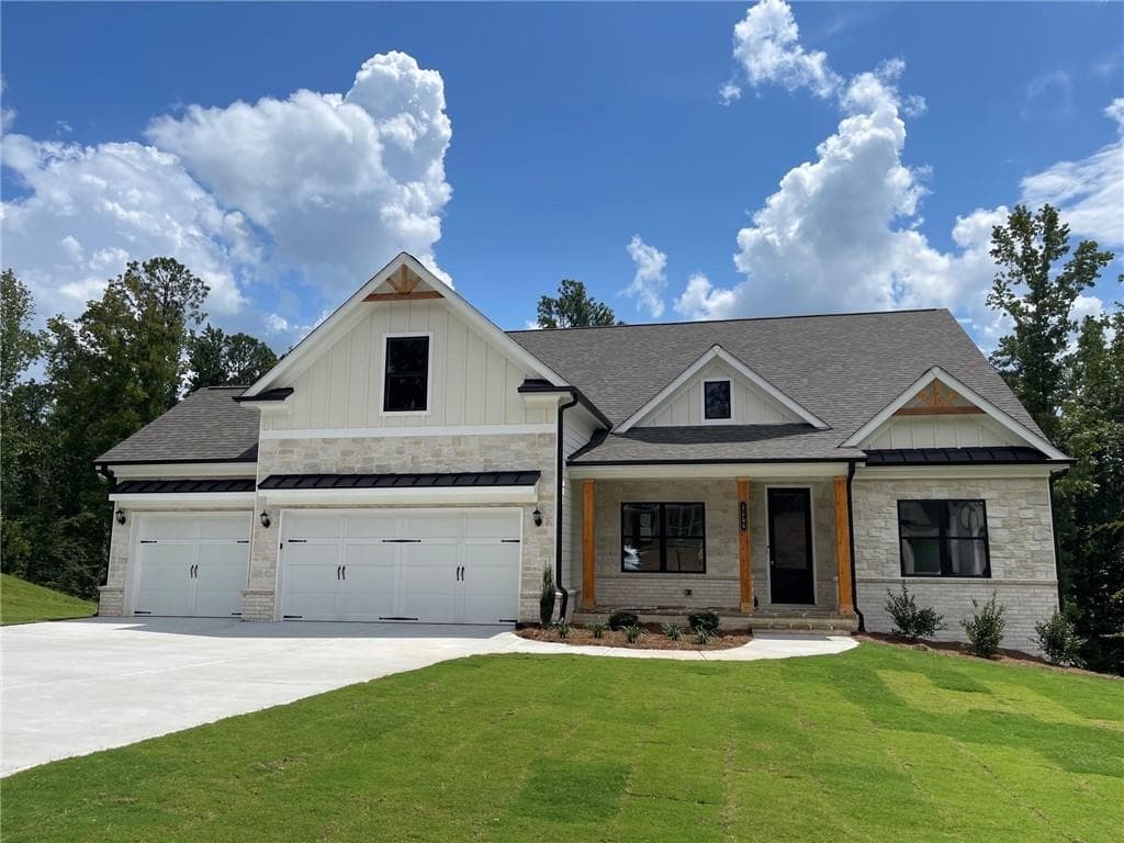 8255 Crooked Creek Drive — photo 2